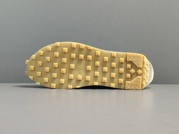 CLOT xSacai x NiKe  LDWaffle ＂Cool Grey＂ - Image 8