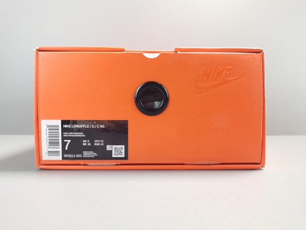 CLOT xSacai x NiKe  LDWaffle ＂Cool Grey＂ - Image 14