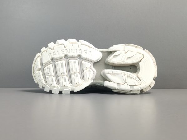 Track - Image 13