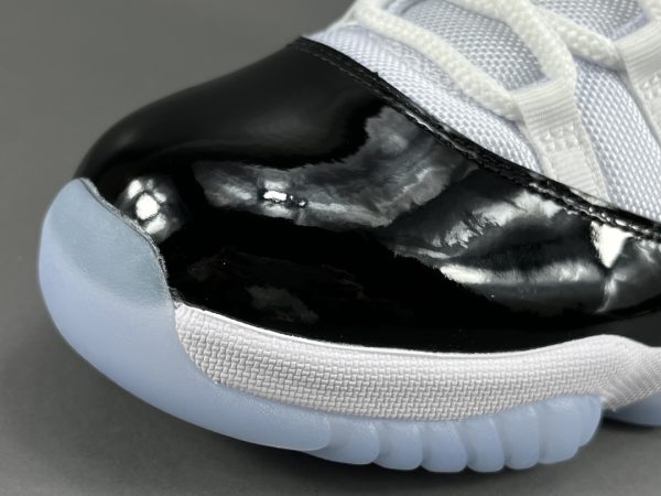 Air Jordan 11 Concord （2018) - Image 10