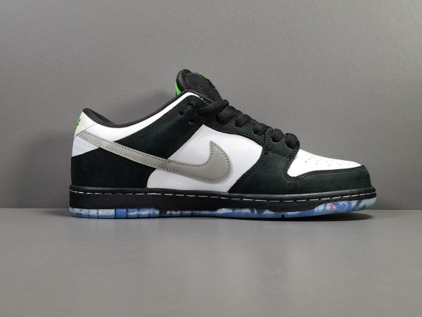 SB Dunk Low Staple Panda Pigeon - Image 6