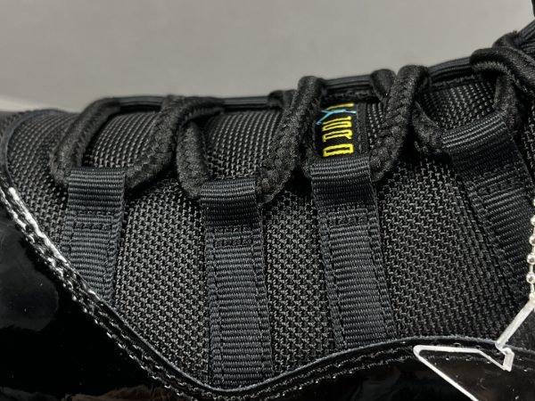 Air Jordan 11 retro gamma blue - Image 13
