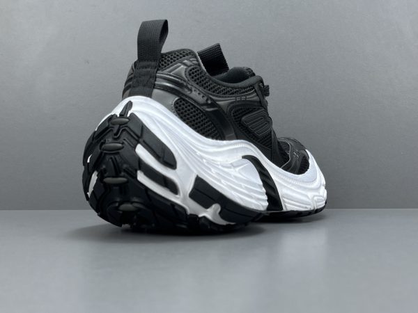 10XL - Image 5