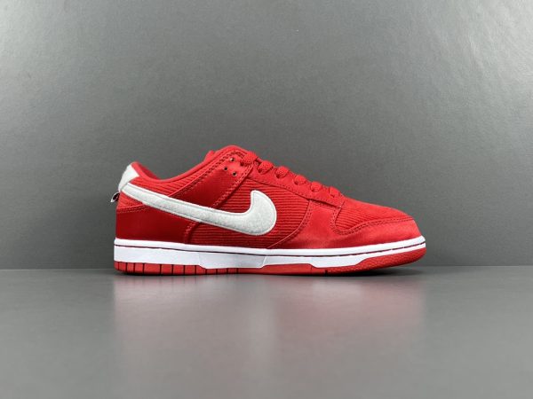 Nike DUNK Low  “Valentine‘s Day Solemates “ - Image 6
