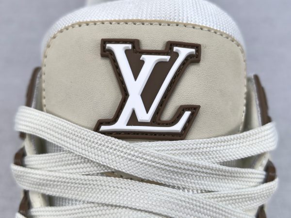 Trainer - Image 10