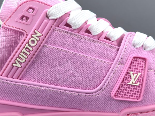 Trainer - Image 14