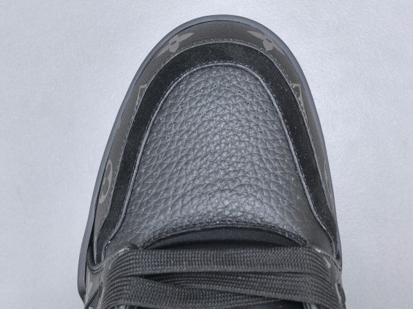 Trainer - Image 9