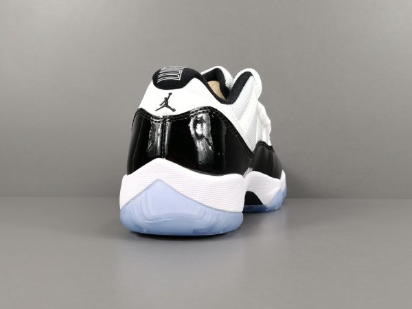 Air Jordan 11 Retro Low Concord - Image 19