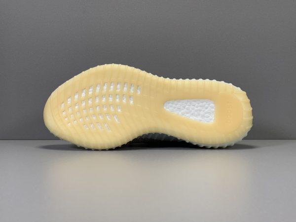 Yeezy Boost 350 V2 ‘Zyon’ - Image 8