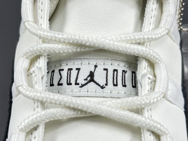 Jordan Air Jordan 11 “Neapolitan ＂ - Image 11