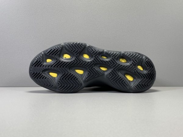 Yeezy 700 V3 ‘Alvah’ - Image 8