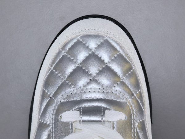 25S - Image 9