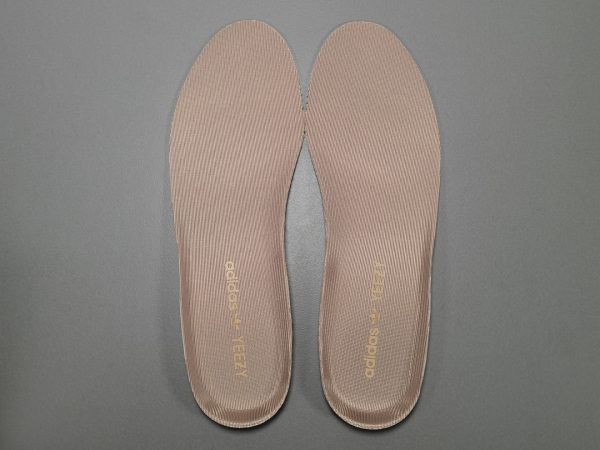 Yeezy Boost 350 V2 ‘Fade’ - Image 14