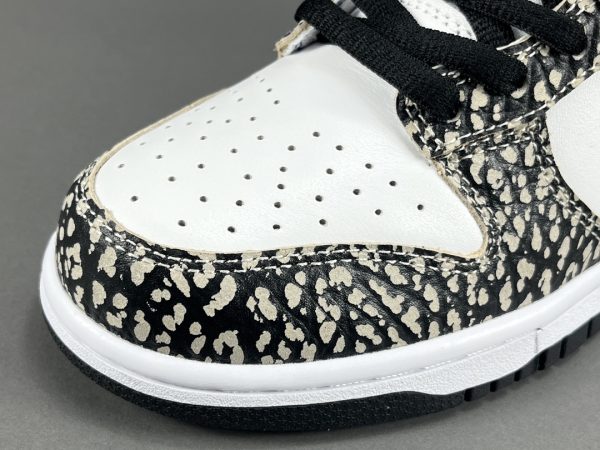 Supreme x Nike DUNK SB Low nyc - Image 10