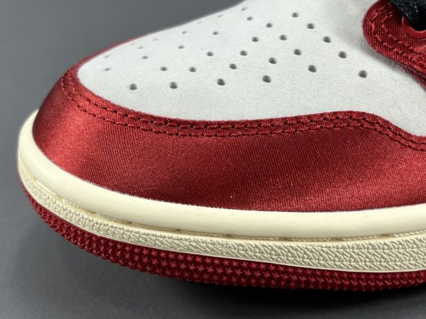 Trophy Room x Air Jordan 1 Low OG＂Away - Image 10
