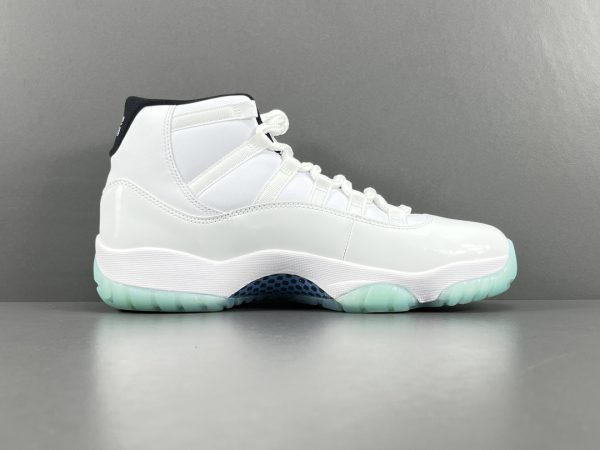 Air Jordan 11 retro legend blue - Image 6