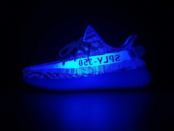 Yeezy Boost 350 V2 ‘Zebra’ - Image 13
