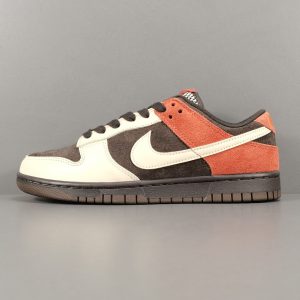 Nike DUNK Low  “Red Panda “