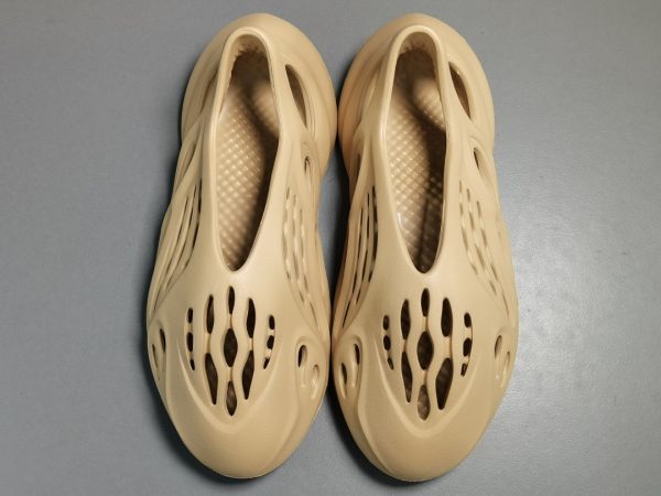 Adidas Yeezy Foam RNNR “Ochre” - Image 3