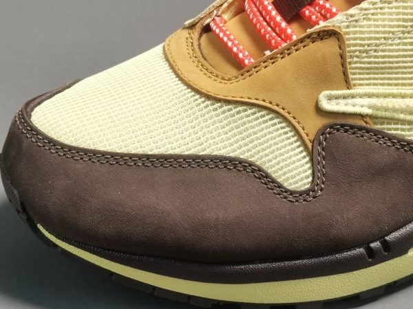 Travis Scott X Nike Air Max 1 ＂BaroqueBrown＂ - Image 10