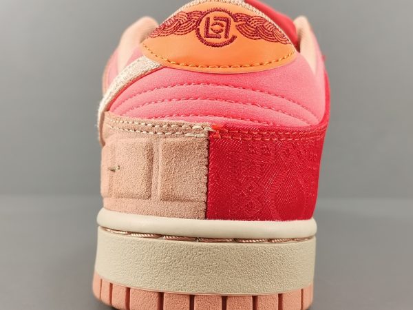 CLOT x NIKE DUNK Low ＂What The? CLOT ＂ - Image 13