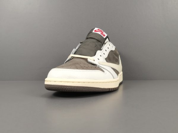 Travis Scott  x Air Jordan 1 Low OG ＂Reverse Mocha ＂ - Image 21