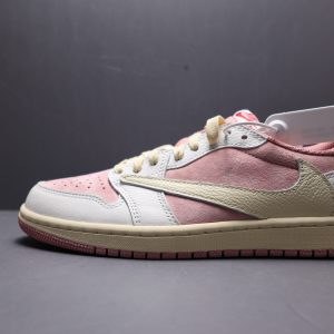 Travis Scott x Air Jordan 1 Low