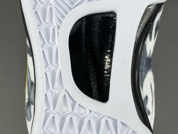 Nike Kobe 8 Protro “Mambacita” - Image 6