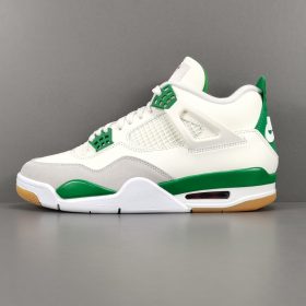 Nike SB x Jordan Air Jordan 4 “Pine Green ＂