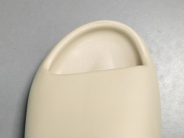 Adidas originals  Yeezy Slide Brown - Image 7
