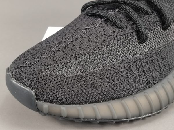 Yeezy Boost 350 V2 Onyx - Image 10