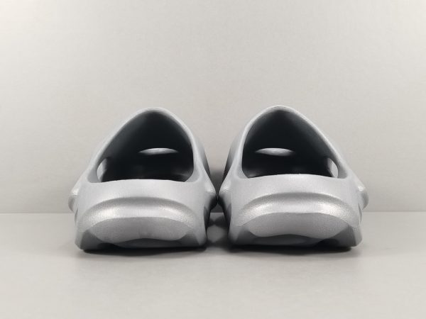 Adidas originals  Yeezy Foam Runner - Image 7