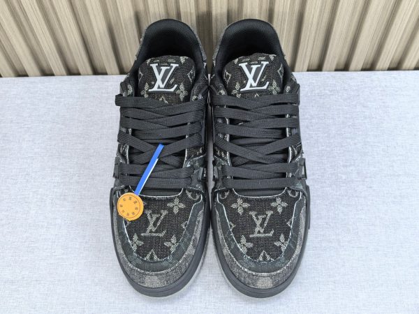 Trainer - Image 4