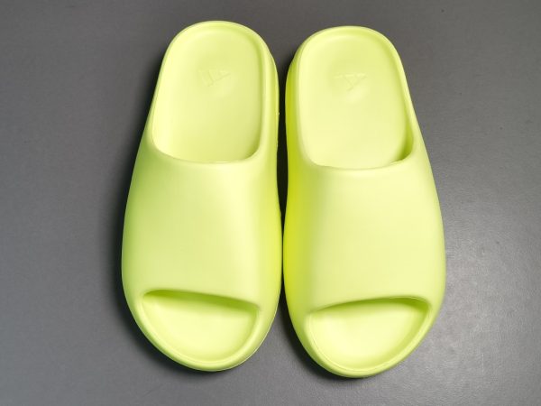 Yeezy Slide ‘Glow Green’ - Image 3