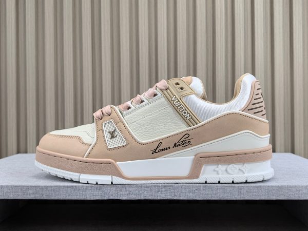 Trainer - Image 2