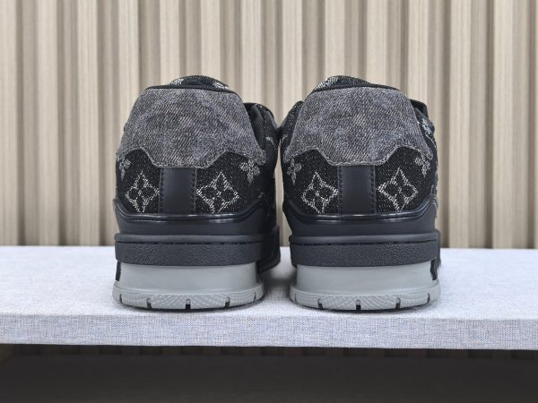 Trainer - Image 6