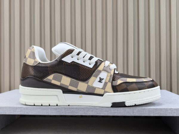 Trainer - Image 6