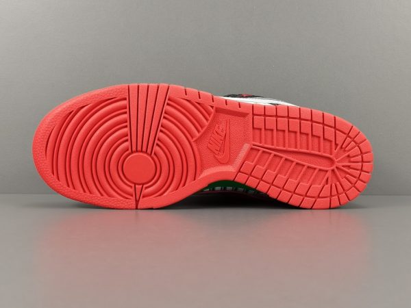 NIKE DUNK SB LOW   what the dunk - Image 8