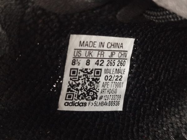 Yeezy Boost 350 V2 Onyx - Image 13
