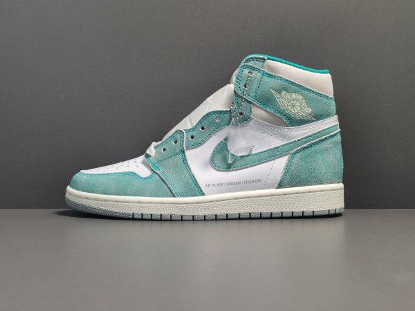 Air Jordan 1 ＂Turbo Green ＂ - Image 2