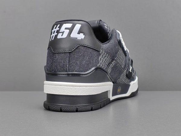 Trainer - Image 5