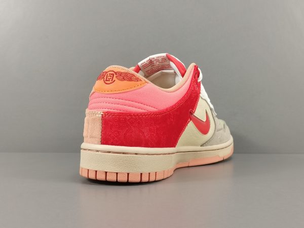 CLOT x NIKE DUNK Low ＂What The? CLOT ＂ - Image 5