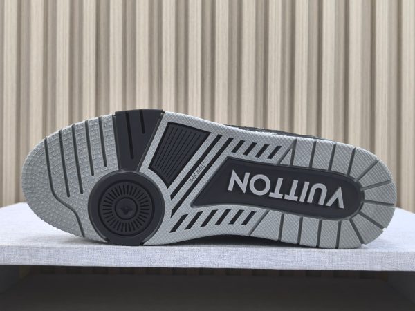 Trainer - Image 8