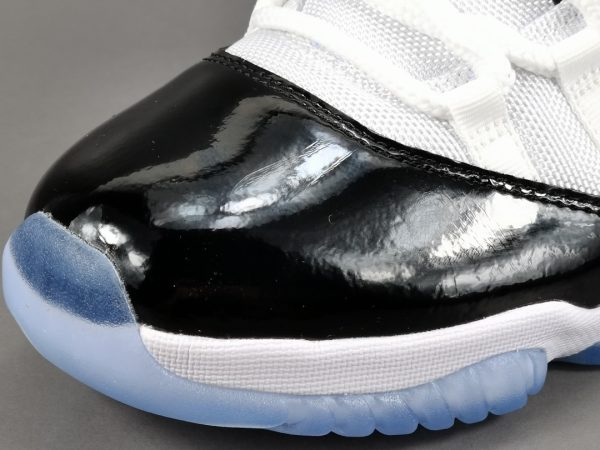 Air Jordan 11 Retro Low Concord - Image 14