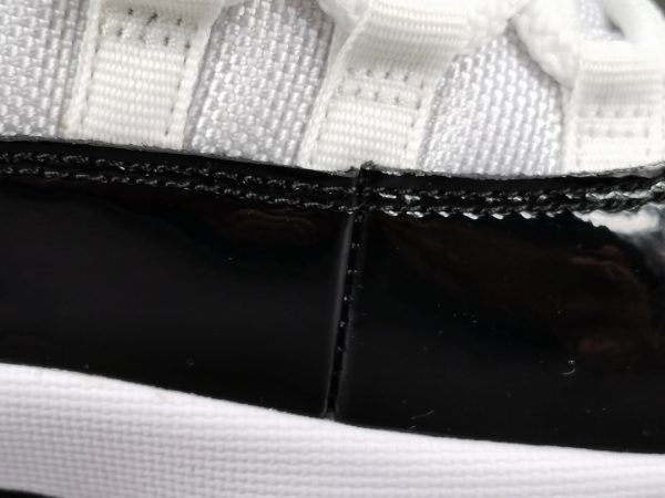 Air Jordan 11 Retro Low Concord - Image 11