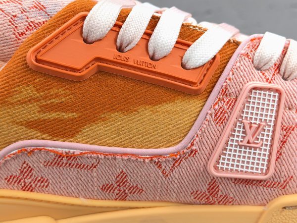Trainer - Image 11