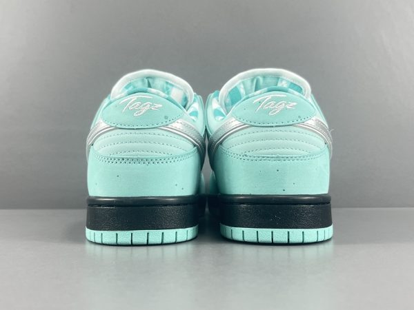 Concepts x NK SB Dunk Low - Image 7