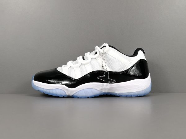 Air Jordan 11 Retro Low Concord - Image 12
