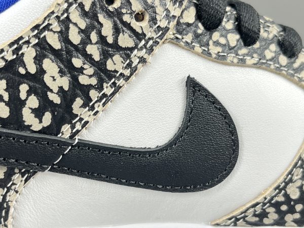 Supreme x Nike DUNK SB Low nyc - Image 12