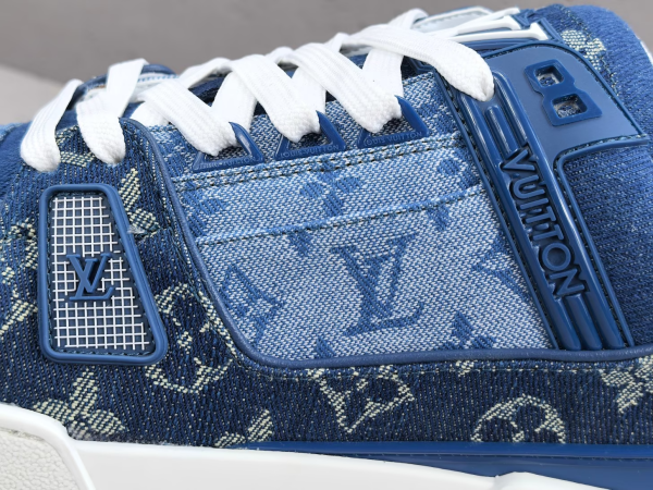 Trainer - Image 13